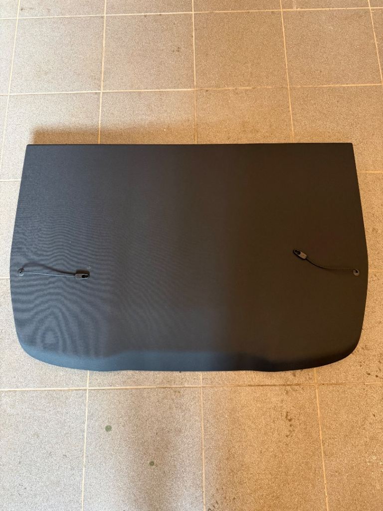Porsche Macan parcel shelf 