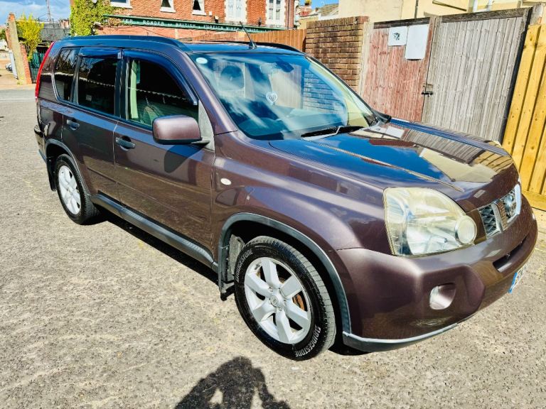 NISSAN X-TRAIL LOW MILES SERVICE HISTORY