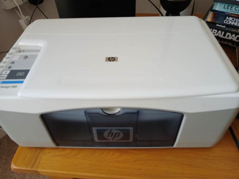 HP Deskjet F380 scanner/ printer