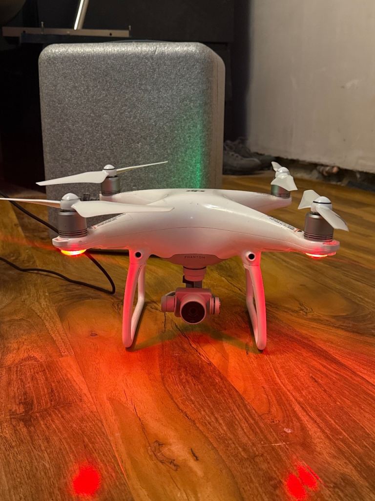 DJI Phantom 4 Drone 