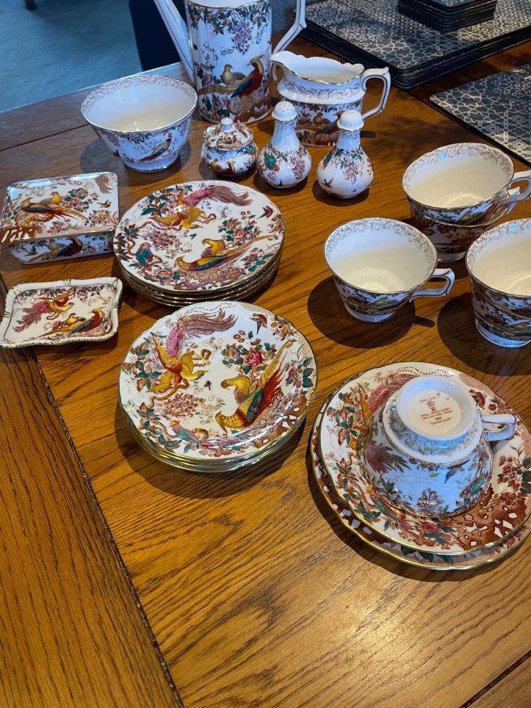 China tea set “Royal crown derby”
