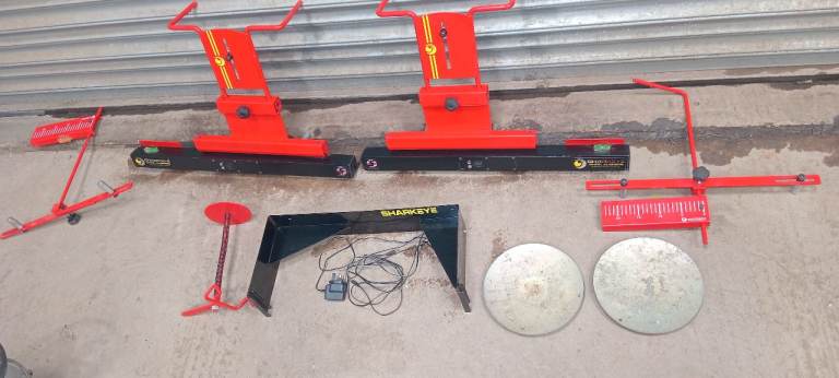 4 wheel alignment gauges 