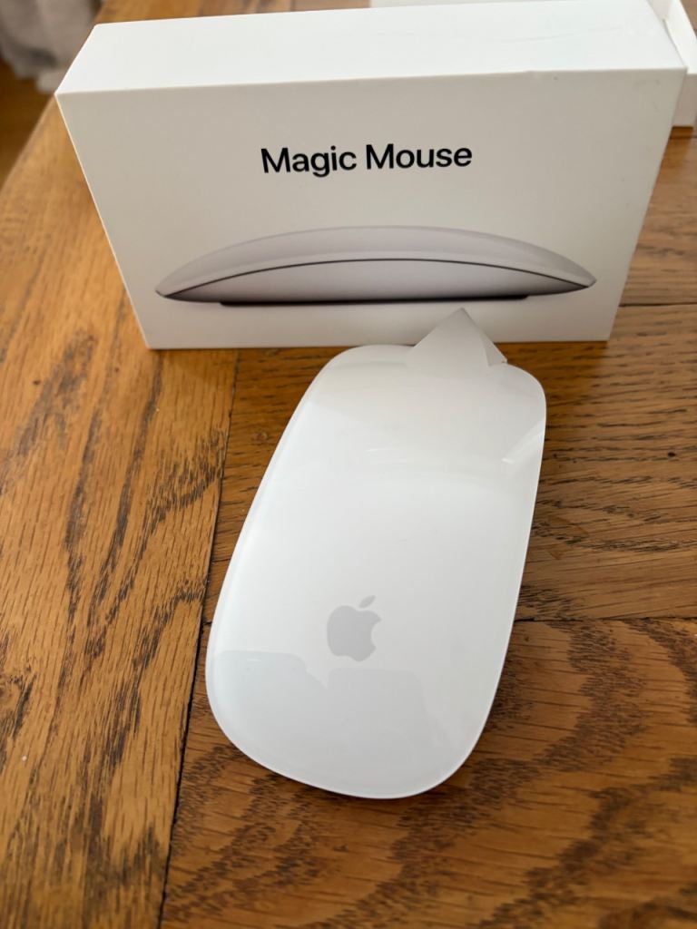 Apple Magic Mouse – White, Never used