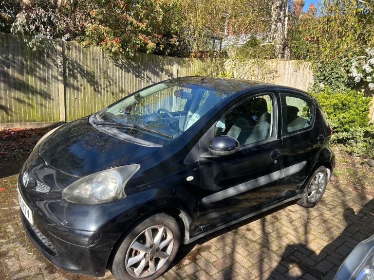 Toyoya Aygo 998cc, 2006, Years MOT