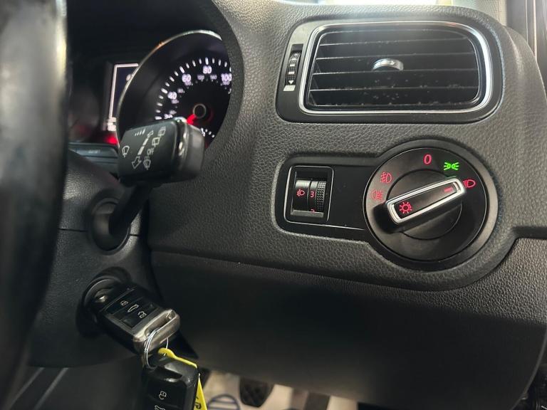 2016 Volkswagen Polo 1.2 TSI BlueMotion Tech Match Hatchback 5dr Petrol Manual Euro 6 (s/s) (90  ...