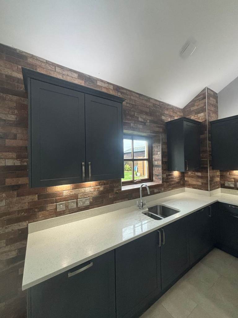 ⭐ Reliable Tiler in Glasgow | Bathrooms, Kitchens, Floors | Free Quotes