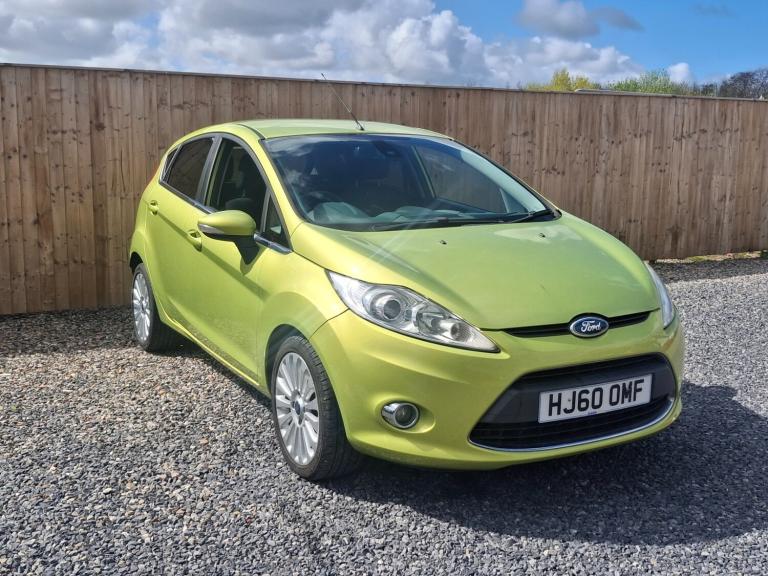 2010 Ford Fiesta 1.6 TDCi Titanium 5dr HATCHBACK Diesel Manual