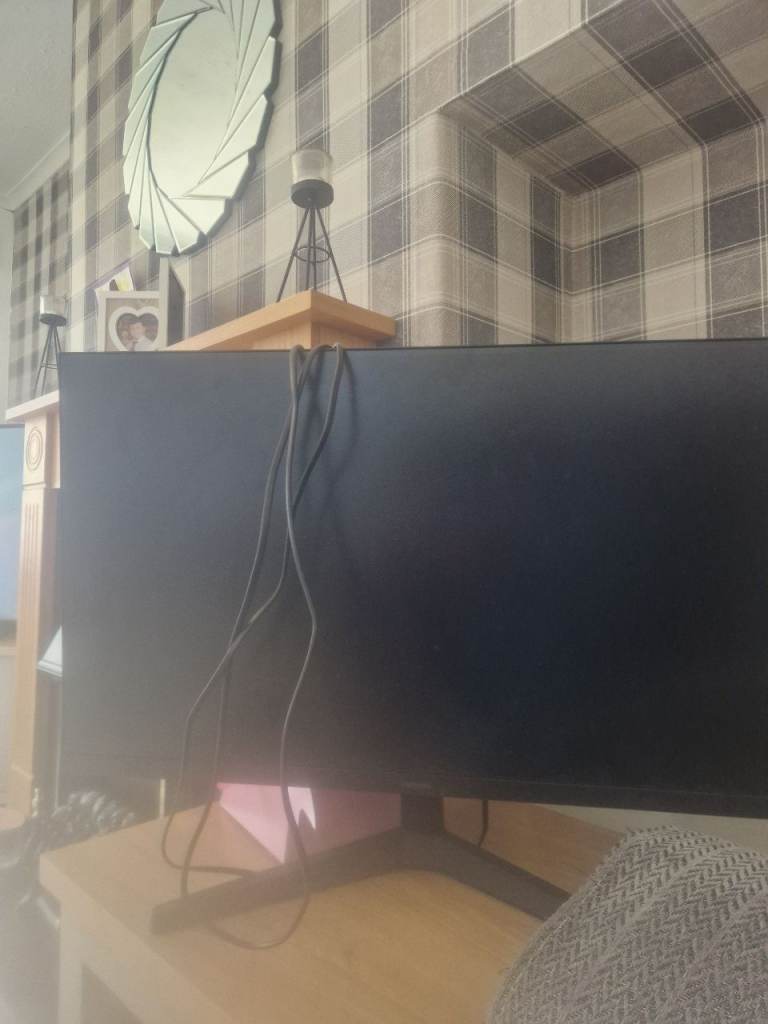 24" samsung black  monitor 