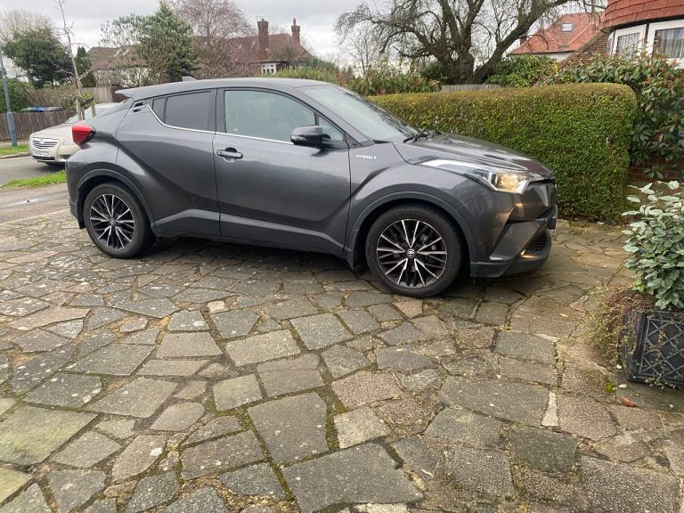 Toyota, C-HR, Hatchback, 2018, 1798 (cc), 5 doors