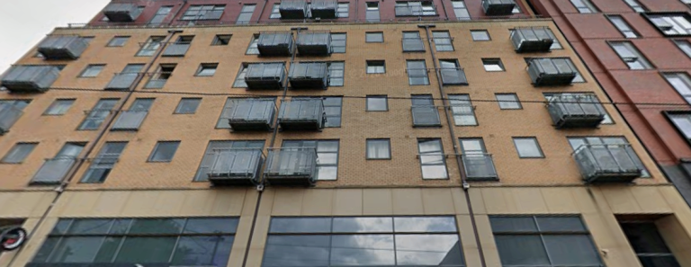 Spacious 1-Bedroom City Centre Apartment | 64 m² | 3 Beds | Long-Term Rent | Sheffield S1 4EQ UK |/