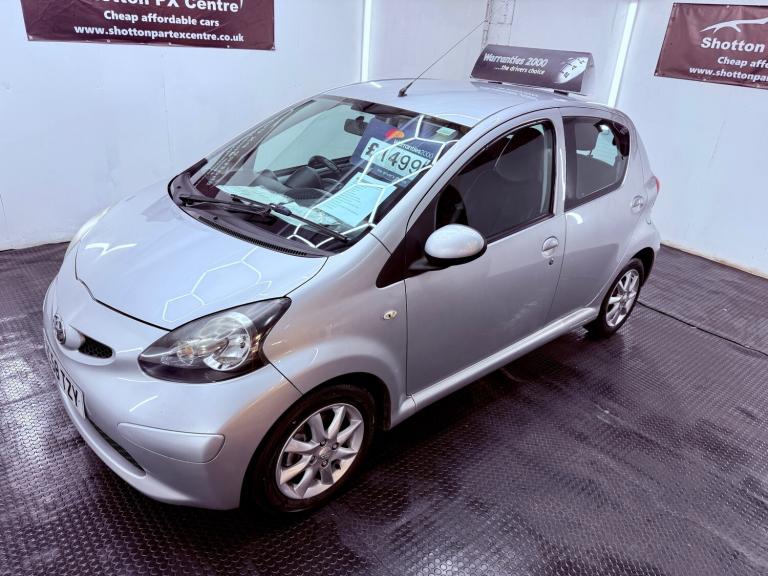 2009 58 TOYOTA AYGO 1.0 VVTI PLATINUM 5 DOOR PETROL MANUAL £20 TAX FEB 2027 MOT