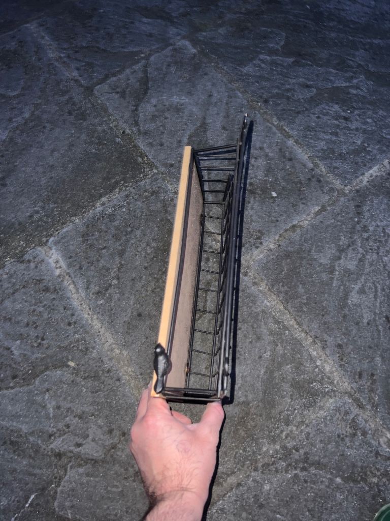 Magazine wall holder