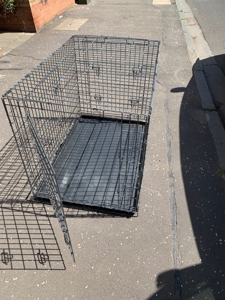 Dog cage  maker dog health