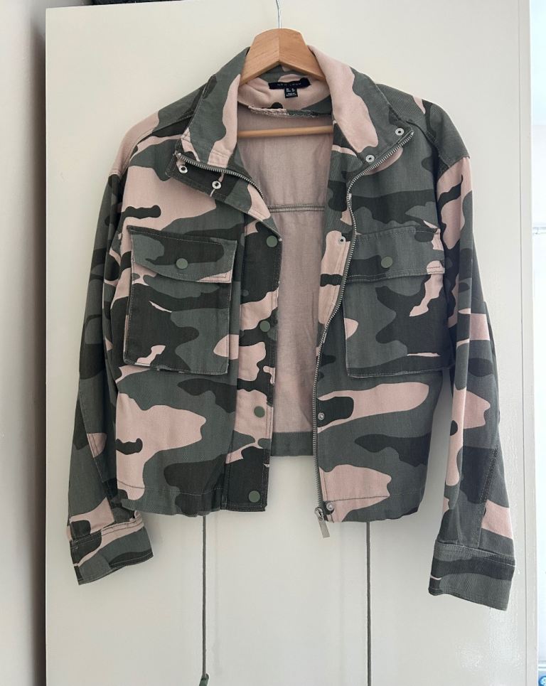 Women’s New Look Camo Denim Jacket XS / 6