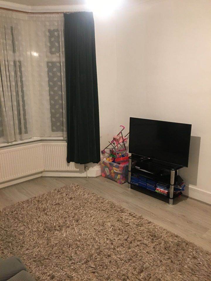 1 Double Room to Share (1 Seat Available)