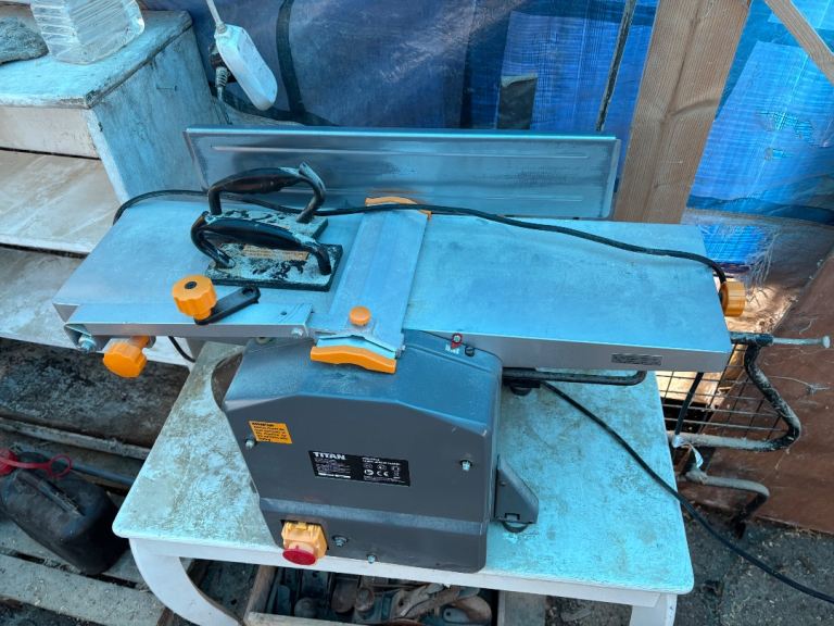 Titan Planer Thicknesser