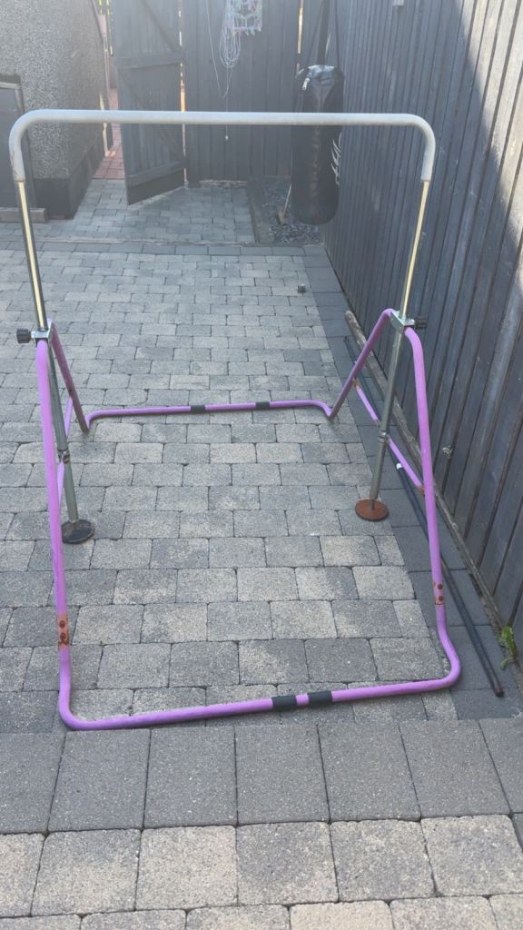 Gymnastics bar free