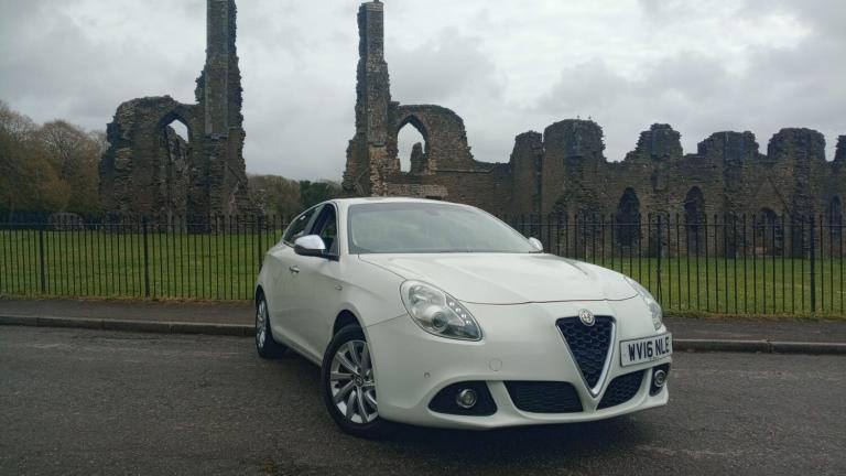 2016 Alfa Romeo Giulietta 2.0 JTDM-2 Business 5dr *12 MTH MOT* HATCHBACK Diesel Manual