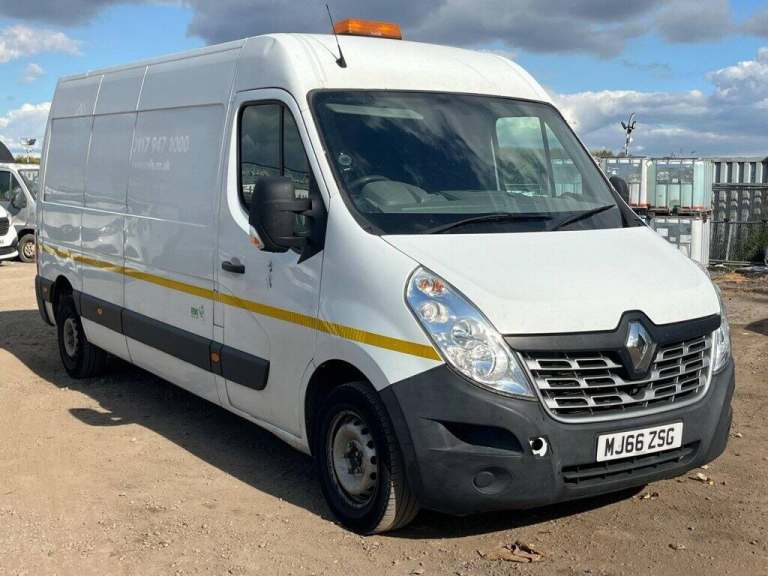 2016 Renault Master 2.3 dCi ENERGY 35 Business+ FWD LWB Medium Roof Euro 6 (s/s) 5dr Panel Van Di...