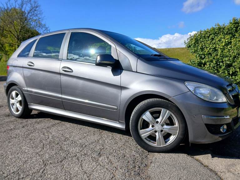 2011 Mercedes Benz B Class B160 1.5 SE AUTO/TIP 5 Door MPV 