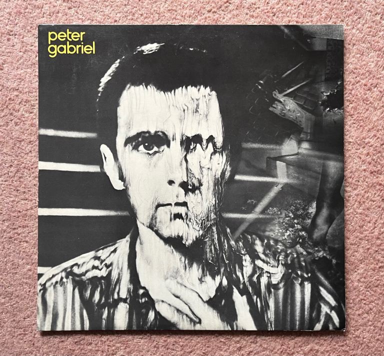 Peter Gabriel album. CDS 4019
