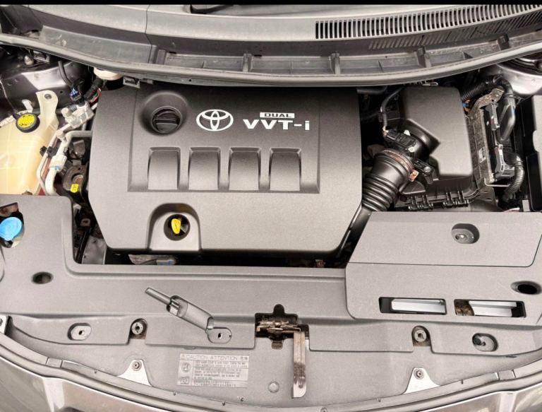 Toyota, AURIS, Hatchback, 2009, Manual, 1598 (cc), 3 doors