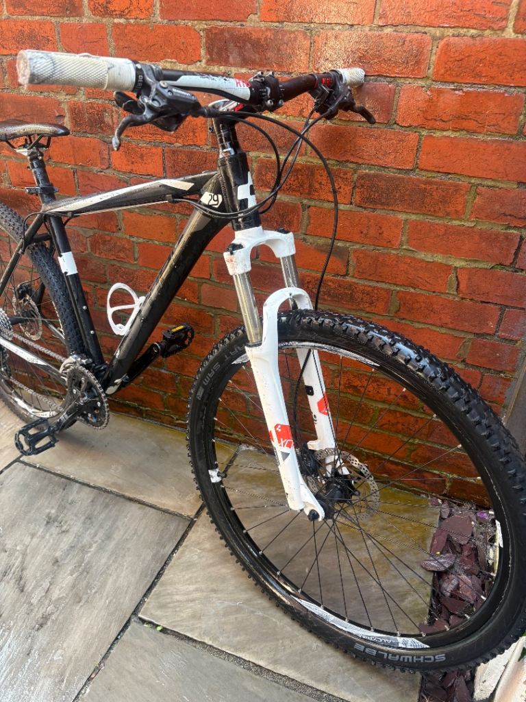 Cube Aim 29er Mountain Bike 20” Large frame 29” wheels
