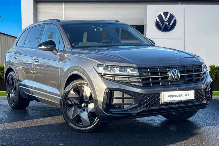 2025 Volkswagen Touareg 3.0 V6 TDI 4Motion 286 Black Edition 5dr Tip Auto SUV DIESEL Automatic