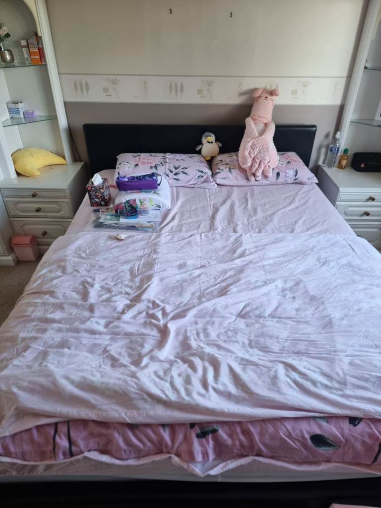 Double Bed Frame with 4 Storage Drawers – Black Faux Leather, Good Condition