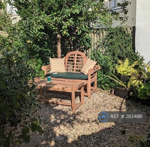 1 bedroom flat in Vernon Terrace, Brighton, BN1 (1 bed) (#2834881)