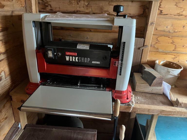 Benchtop thicknesser