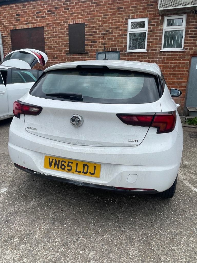 Vauxhall astra 1.6 cdti 2015 New clutch Timing belt