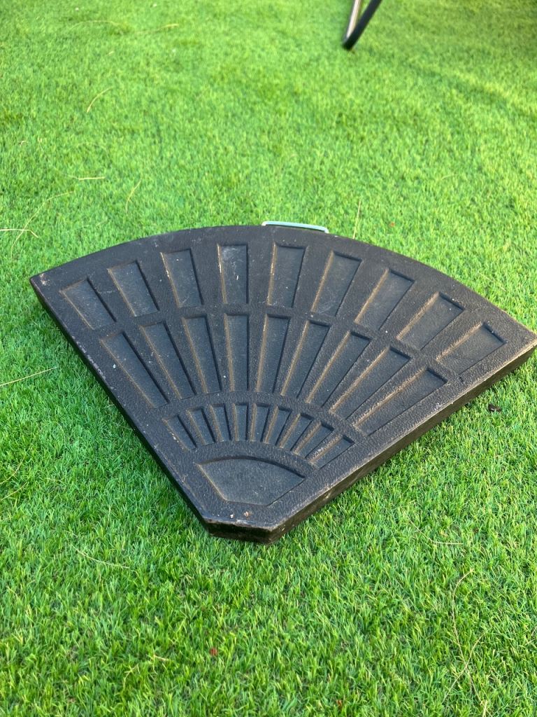 Parasol pie weight with stand for sale 
