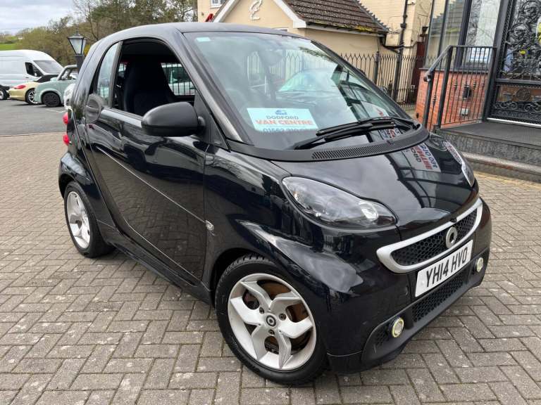 2014 smart fortwo Pulse mhd 2dr Softouch Auto [2010] COUPE Petrol Automatic