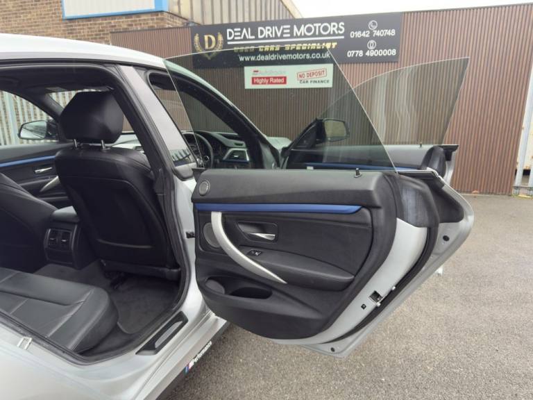 2018 BMW 3 Series 320d xDrive M Sport 5dr Step Auto [Business Media] HATCHBACK DIESEL Automatic