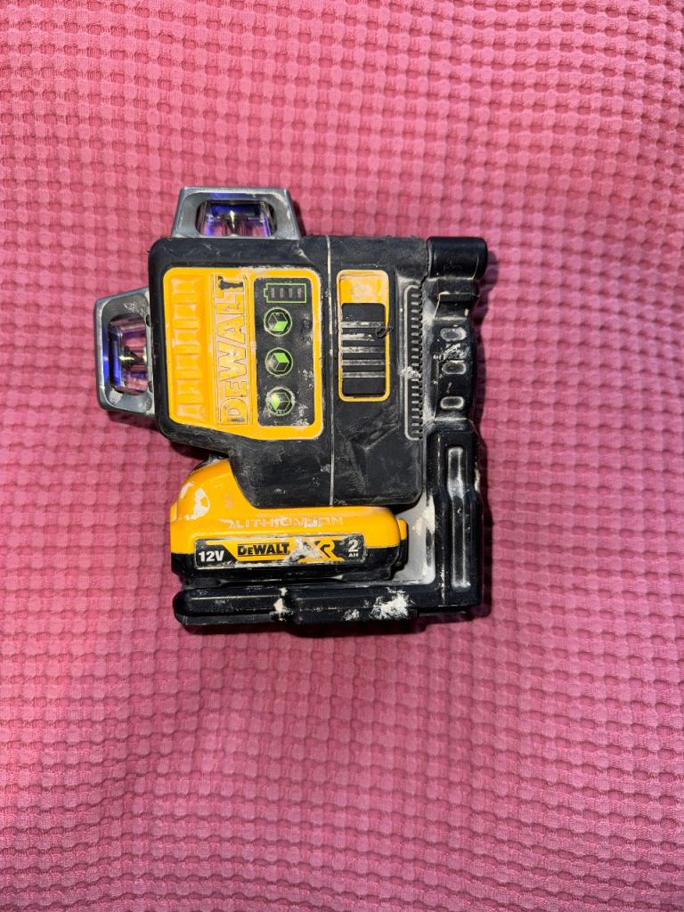 Dewalt DCE089D1G 12V XR Green 360° Multi Line Laser