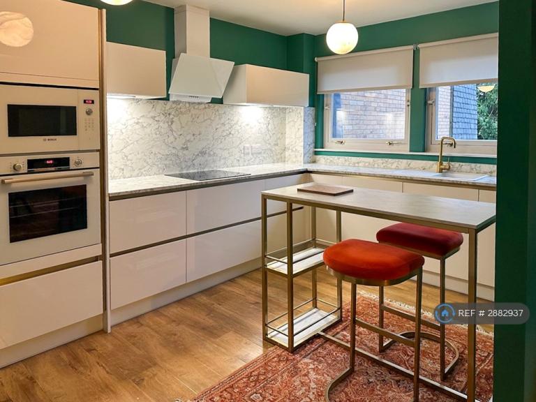2 bedroom flat in Broughty Ferry, Dundee, DD5 (2 bed) (#2882937)