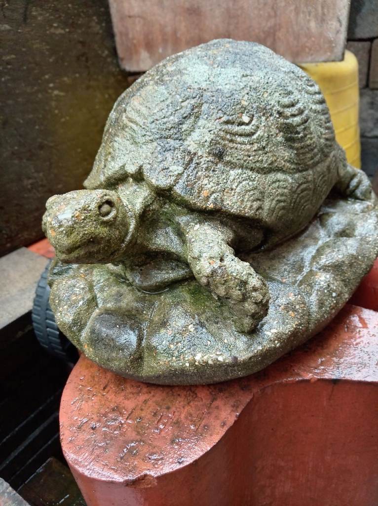Stone Garden Tortoise Ornament – Good Condition