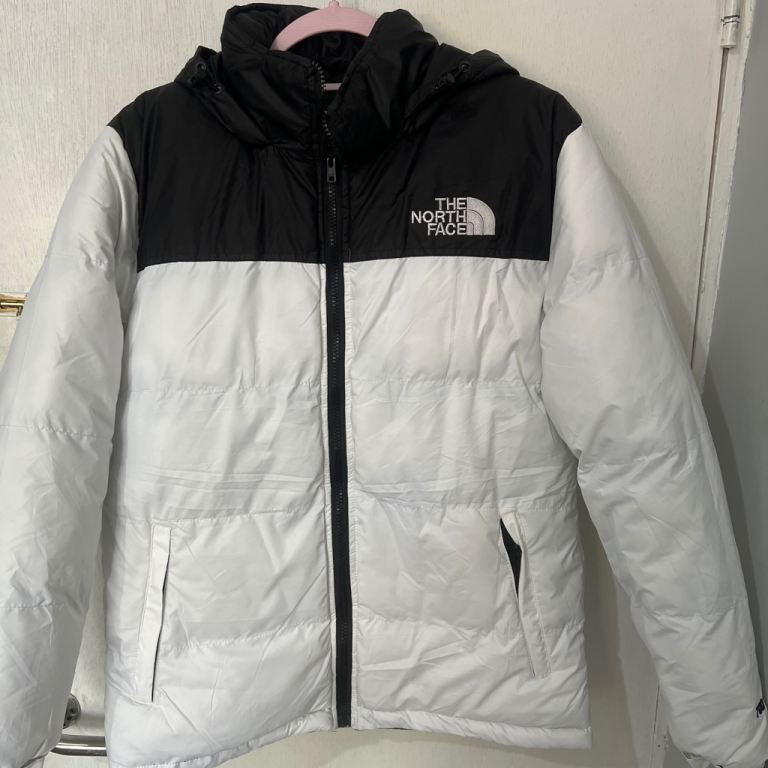 The North Face Puffer Jacket – Black and White, As Good As New