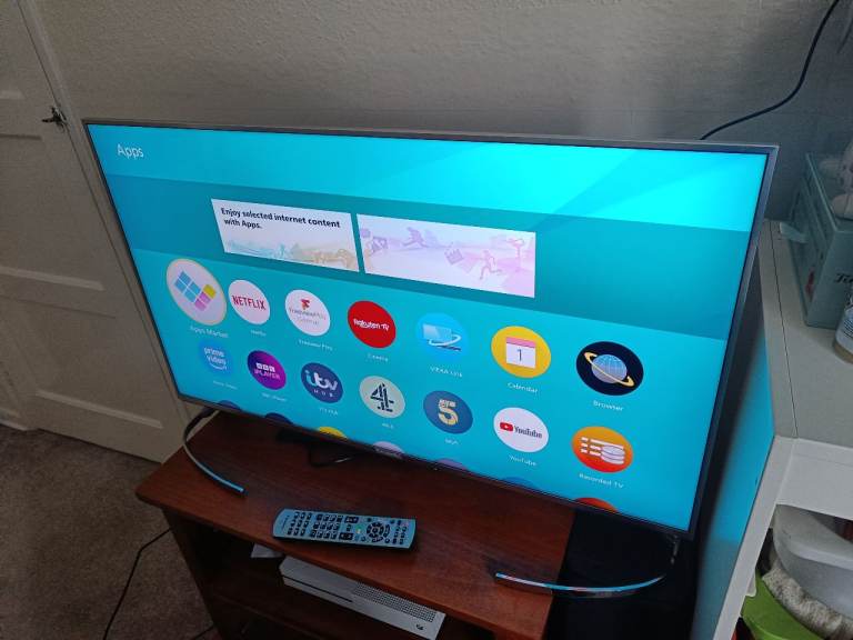 Panasonic 40inch 4K ULTRA HD smart led tv 