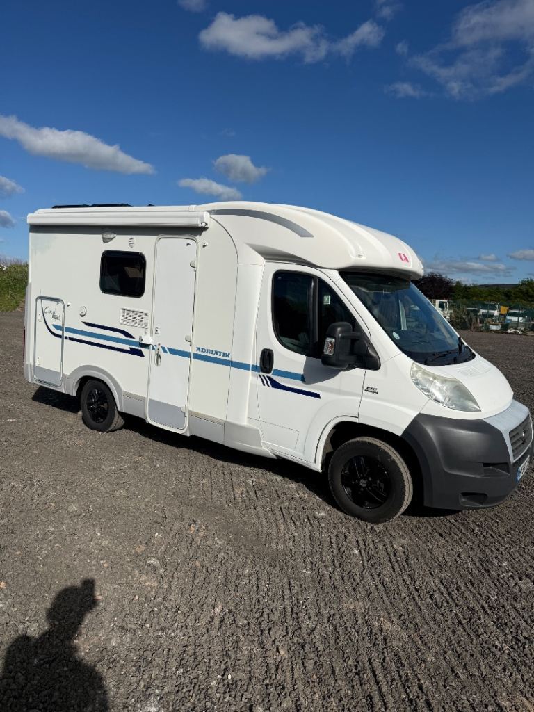 Motorhome Adria compact fixed bed off grid ready 