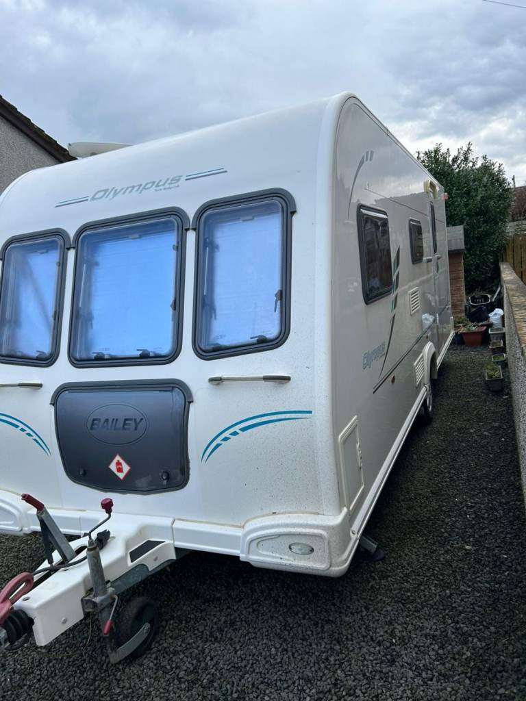 2011 BAILEY OLYMPUS 525 -5 BERTH,