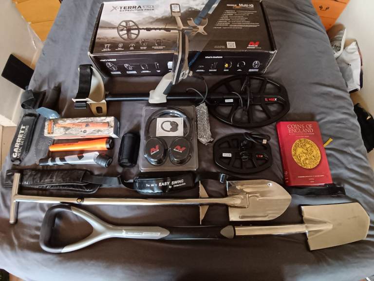 Minelab X-Terra Elite Expedition Pack + Premium Pro Accessories