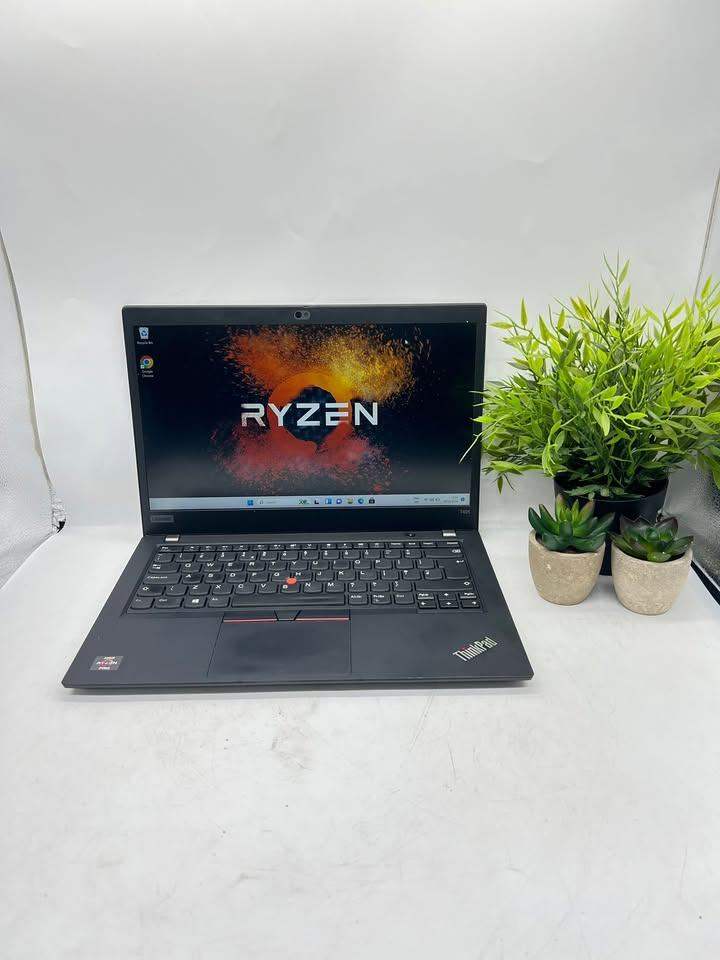  Gaming Lenovo Laptop AMD Ryzen 5 CPU Radeon Vega Graphics Business Edition 16GB Ram