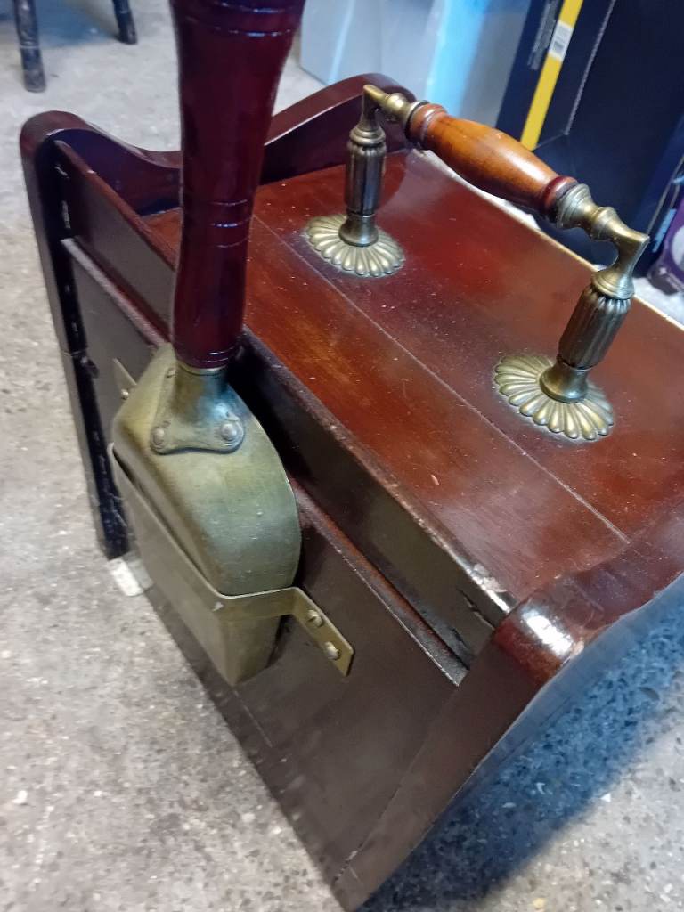 1920s mahogany coal box with shovel