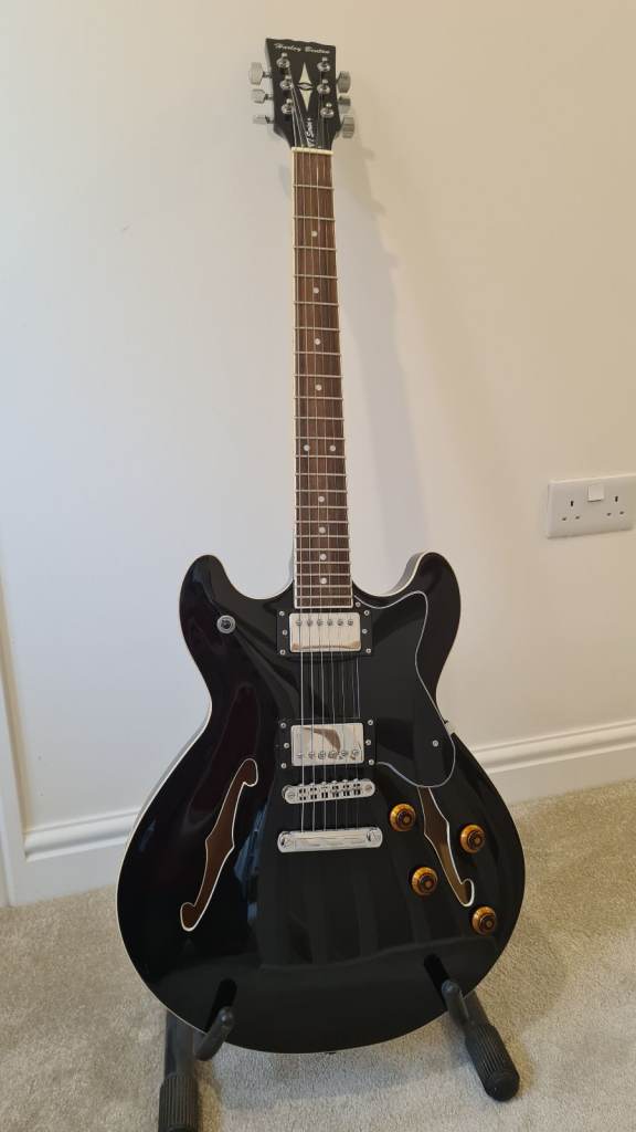 Harley Benton V7 Series hollowbody electric guitar