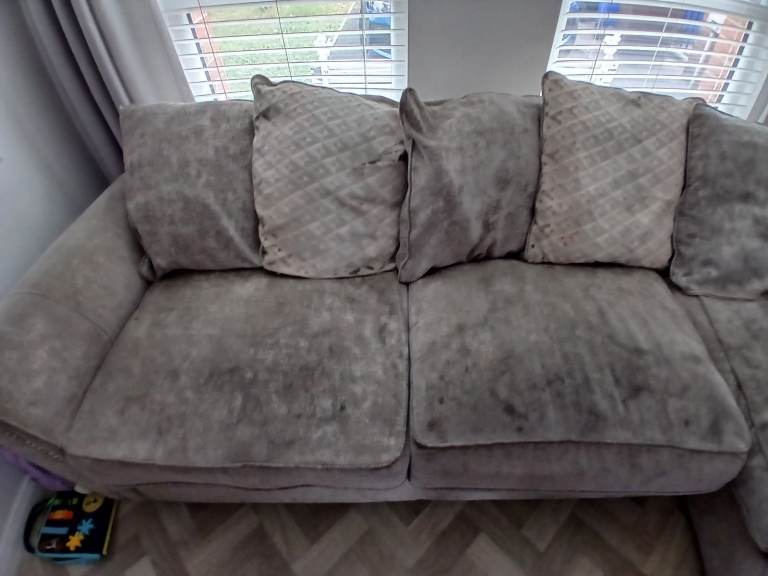 Free Sofa for collection