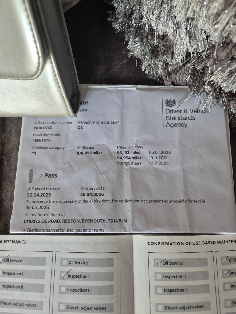 Mini, CONVERTIBLE, Convertible, 2004, Manual, 1598 (cc), 2 doors