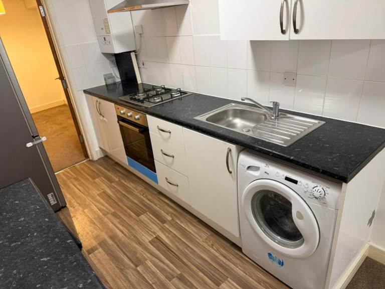 One bedroom flat in Staple Hill