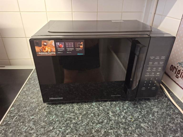 Brand New Hisense Microwave 25Litres